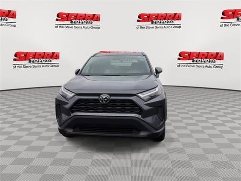 Used 2025 Toyota RAV4 XLE image 4