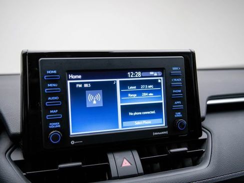 Used 2020 Toyota RAV4 LE w/ All Weather Liner Package image 27