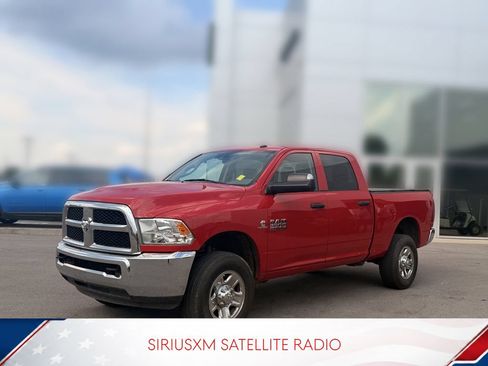 Used 2018 RAM 2500 Tradesman w/ Chrome Appearance Group AWD/4WD image 2