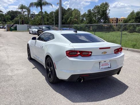 Used 2023 Chevrolet Camaro LT RWD image 8