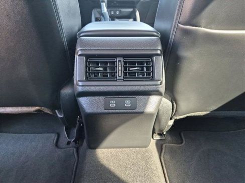 Used 2023 Honda Accord Touring image 17