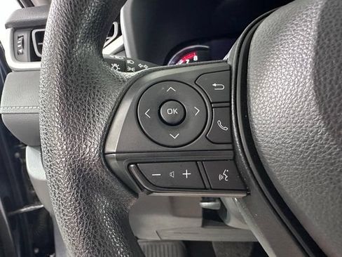 Used 2024 Toyota RAV4 XLE AWD/4WD image 21
