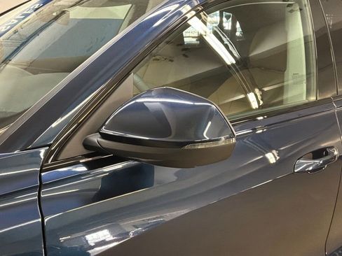 Used 2025 Audi Q8 Premium Plus w/ Premium Plus Package image 27