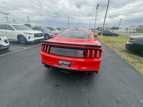 Used 2017 Ford Mustang GT Premium w/ GT Performance Package image 4