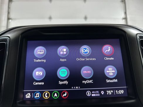 Used 2022 GMC Sierra 2500 Denali w/ Denali Ultimate Package image 27