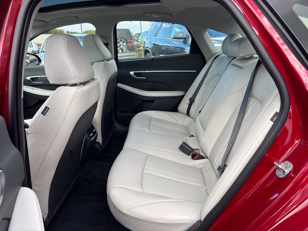 New 2026 Hyundai Sonata Limited FWD image 14