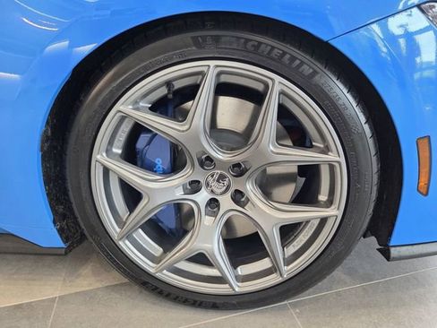 New 2026 Ford Mustang GT Premium w/ GT Performance Package RWD image 9
