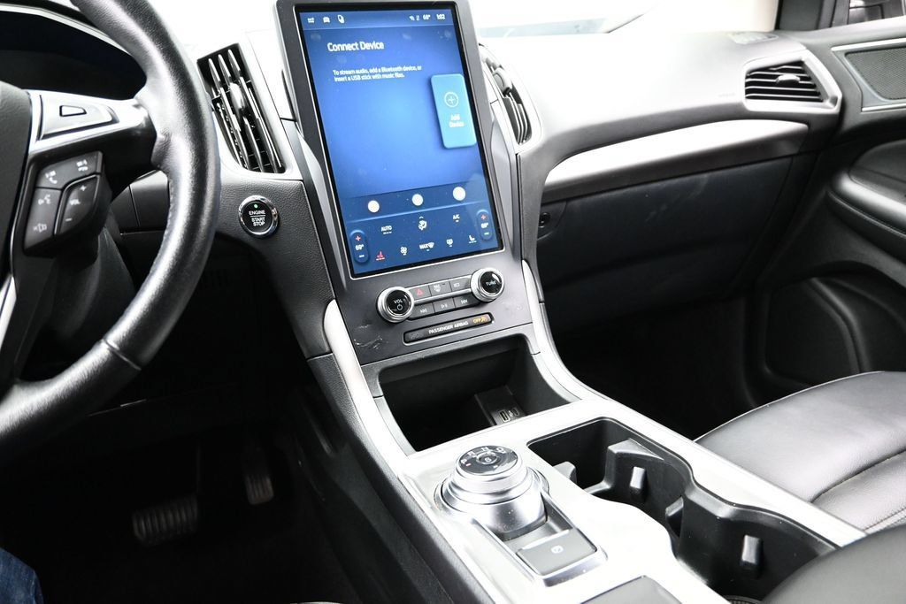 Used 2024 Ford Edge SEL AWD/4WD image 32