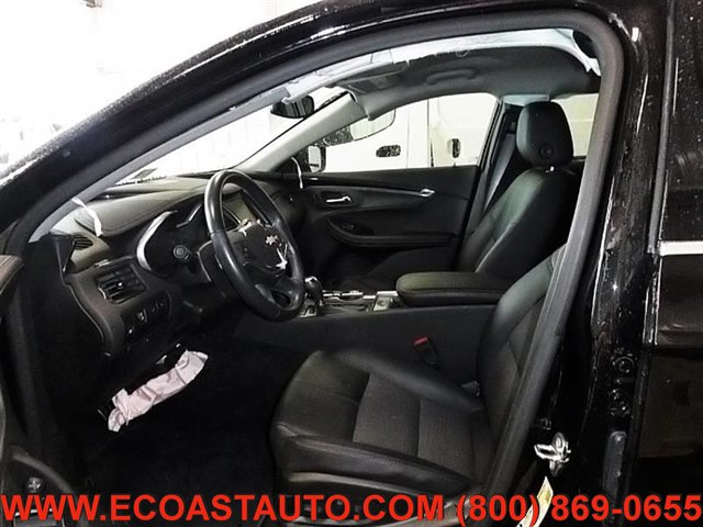 Used 2017 Chevrolet Impala LT FWD image 6