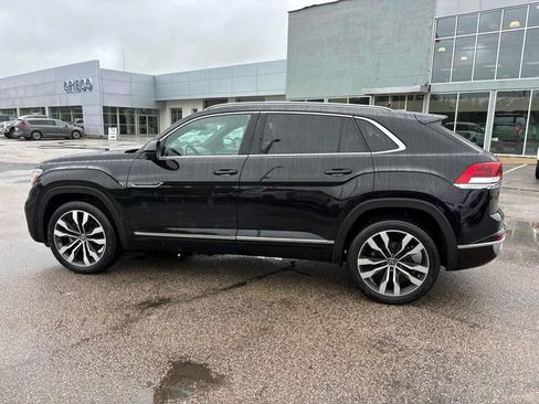 Used 2021 Volkswagen Atlas Cross Sport SEL Premium R-Line AWD/4WD image 4