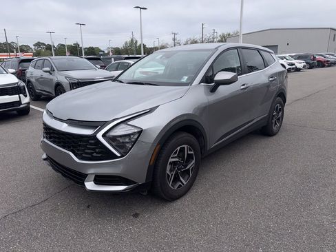 Certified 2024 Kia Sportage LX AWD/4WD image 9
