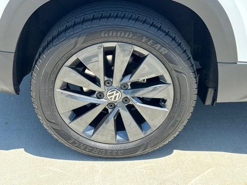 Used 2023 Volkswagen Taos S w/ Driver Assistance Package FWD image 8