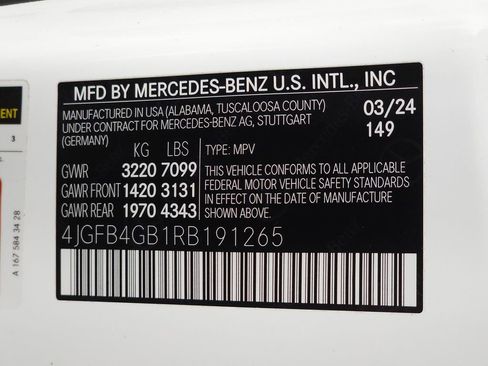 Used 2024 Mercedes-Benz GLE 450e 4MATIC image 38