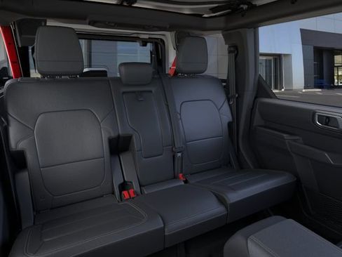 New 2025 Ford Bronco Badlands image 11