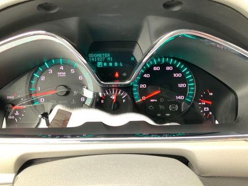 Used 2017 Chevrolet Traverse LS AWD/4WD image 23
