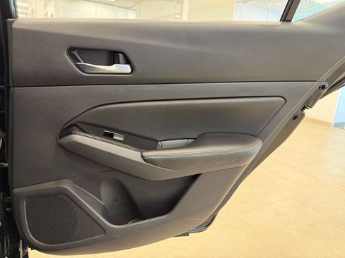 Used 2024 Nissan Altima 2.5 SR w/ SR Premium Package FWD image 35