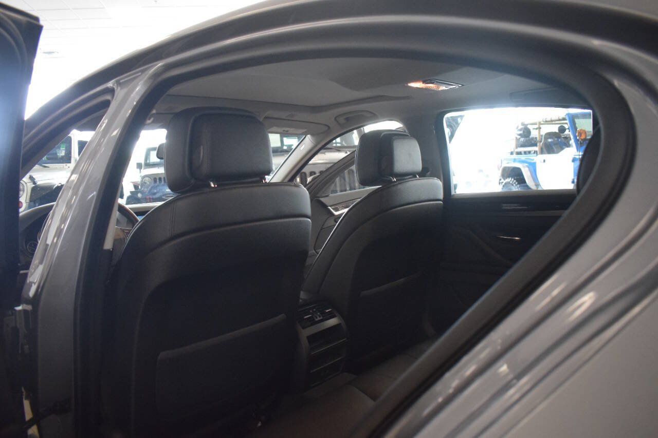 Used 2012 BMW 528i Sedan RWD image 63
