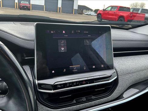 Used 2022 Jeep Compass Latitude image 20