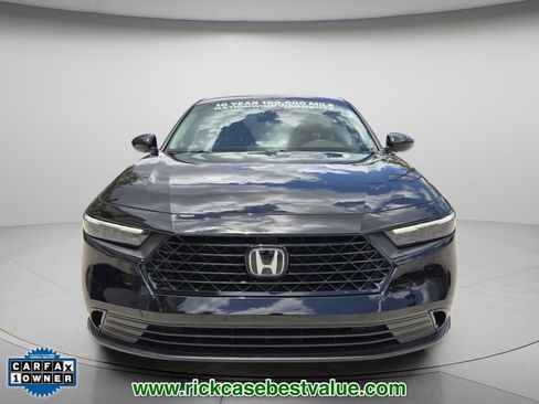 Used 2023 Honda Accord EX image 5