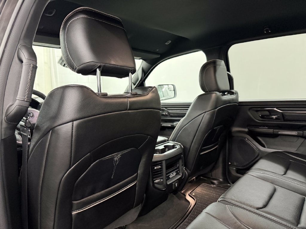 Used 2022 RAM 1500 Limited w/ Body-Colour Bumper Group AWD/4WD image 31