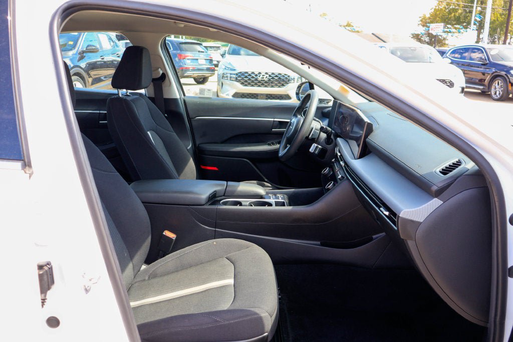 Used 2024 Hyundai Sonata SEL FWD image 8