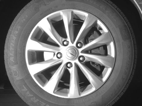 Used 2018 Chrysler Pacifica Touring-L Plus FWD image 31