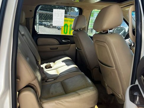 Used 2012 GMC Yukon XL Denali AWD/4WD image 15