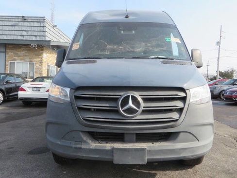 Used 2021 Mercedes-Benz Sprinter 2500 image 5
