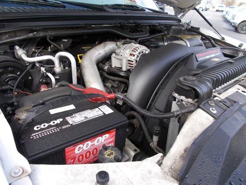 Used 2004 Ford F450 XL image 21