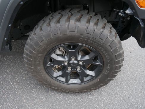 Used 2022 Jeep Wrangler Sport AWD/4WD image 15