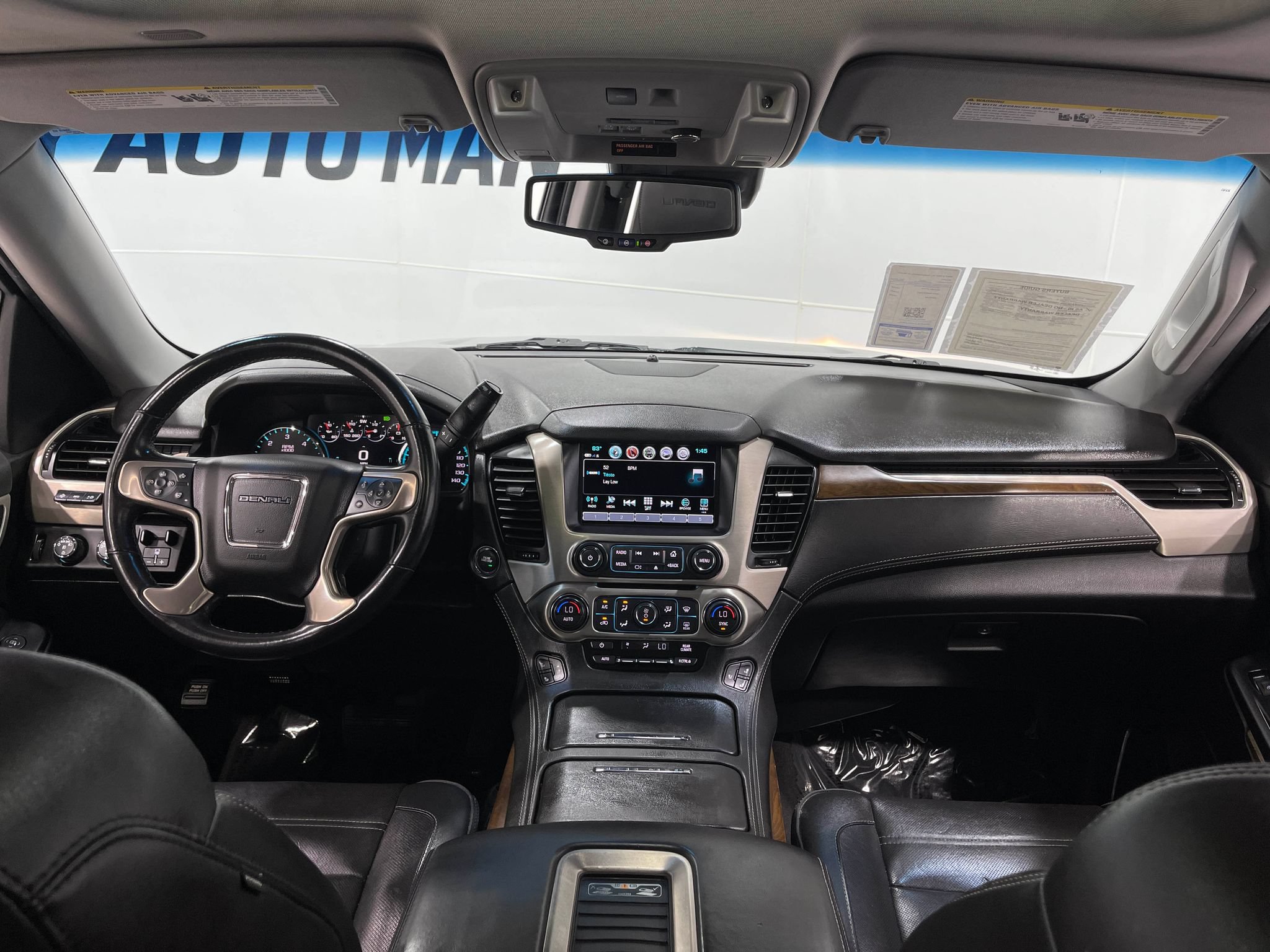 Used 2020 GMC Yukon XL Denali w/ Denali Ultimate Package AWD/4WD image 20