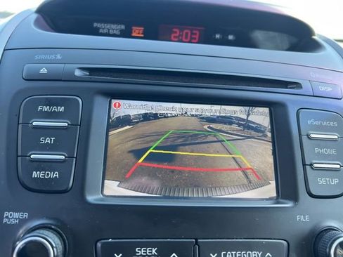 Used 2014 Kia Sorento LX image 22