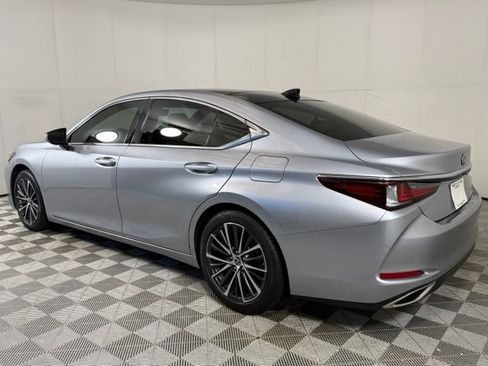 Used 2024 Lexus ES 350 w/ Premium Package FWD image 4