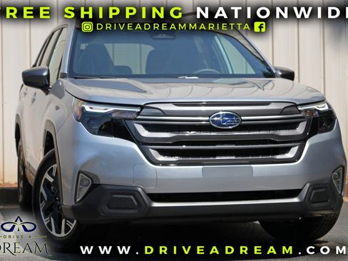Used 2026 Subaru Forester Premium AWD/4WD image 2