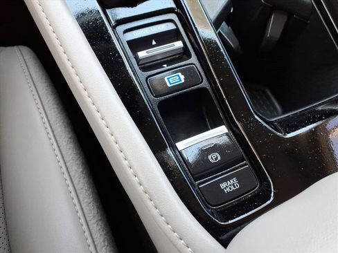 Used 2024 Honda Accord Touring image 20