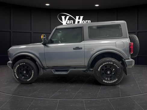 Used 2022 Ford Bronco 2-Door AWD/4WD image 4