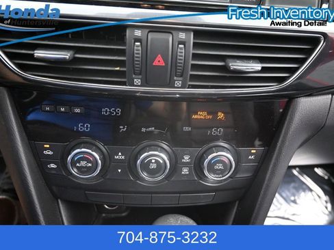 Used 2015 MAZDA MAZDA6 Touring w/ Touring Technology Package FWD image 24