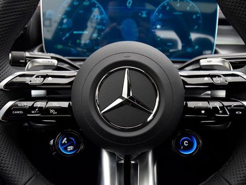 New 2026 Mercedes-Benz C 43 AMG 4MATIC Sedan image 23