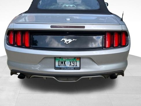Used 2015 Ford Mustang Premium RWD image 20