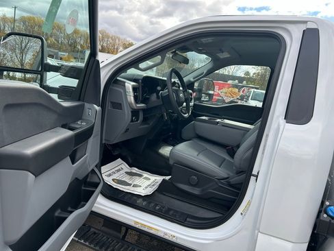 New 2026 Ford F550 XL image 14