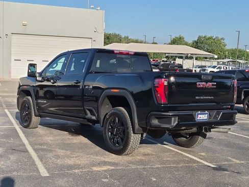 Used 2026 GMC Sierra 2500 AT4 w/ AT4 Premium Plus Package AWD/4WD image 7