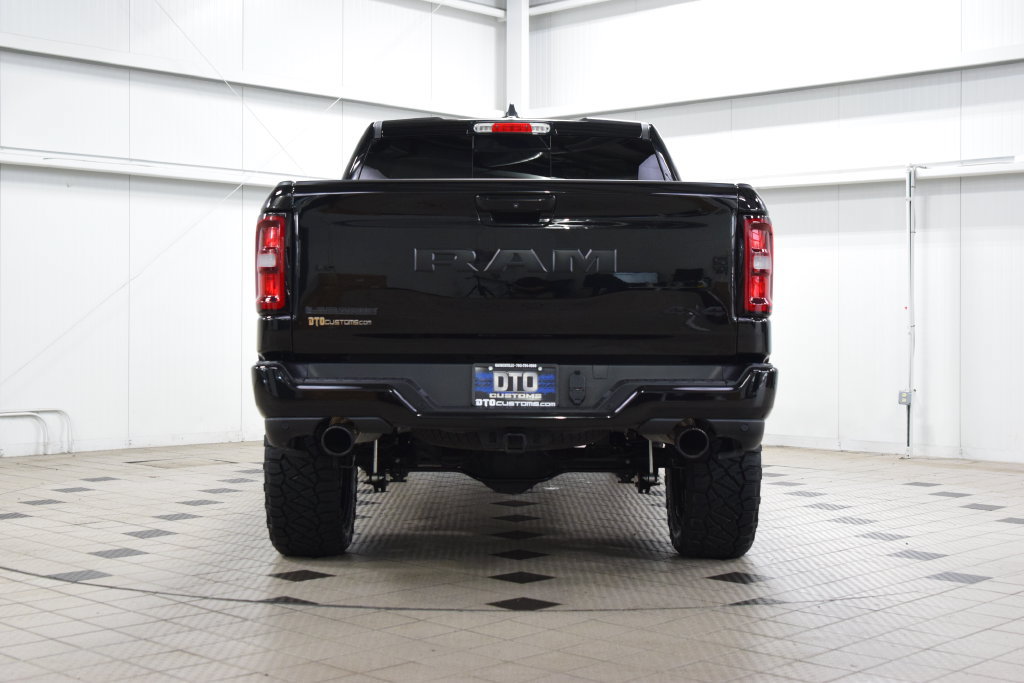 Used 2026 RAM 1500 Laramie w/ Night Edition AWD/4WD image 7