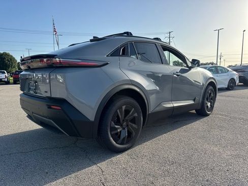 New 2026 Toyota C-HR AWD/4WD image 8