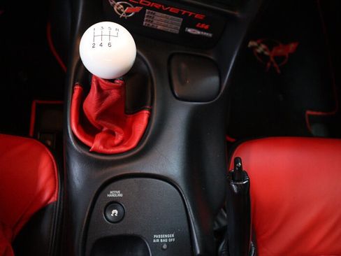 Used 2002 Chevrolet Corvette Z06 RWD image 17