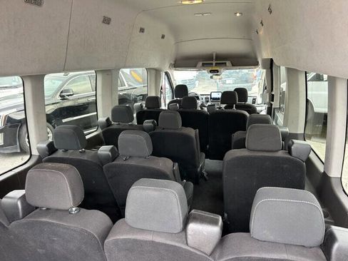 Used 2020 Ford Transit 350 XLT image 15