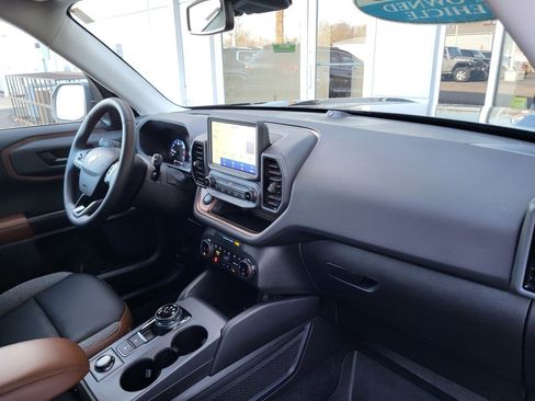 Used 2024 Ford Bronco Sport Outer Banks w/ Tech Package image 21