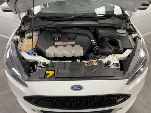 Used 2016 Ford Focus ST FWD image 44