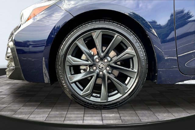 Used 2026 Toyota Corolla SE w/ SE Package FWD image 31