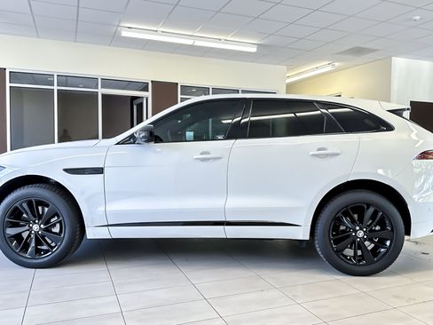 Used 2026 Jaguar F-PACE R-Dynamic S AWD/4WD image 7
