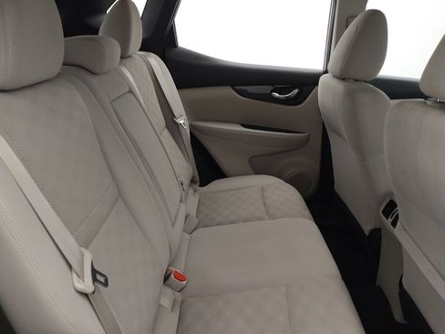 Used 2019 Nissan Rogue Sport SV FWD image 19